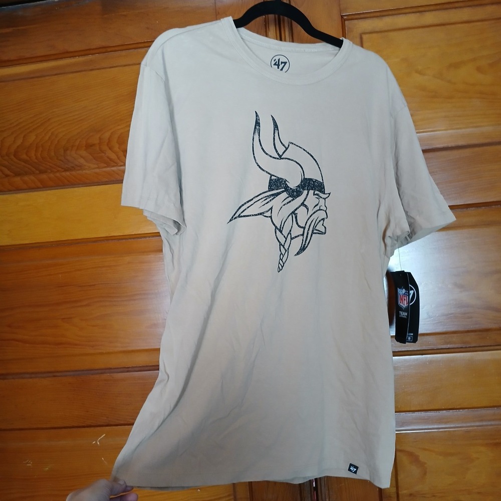 NWT Minnesota Vikings NFL Women's '47 Brand Dusted Khaki T-Shirt Size Large‎